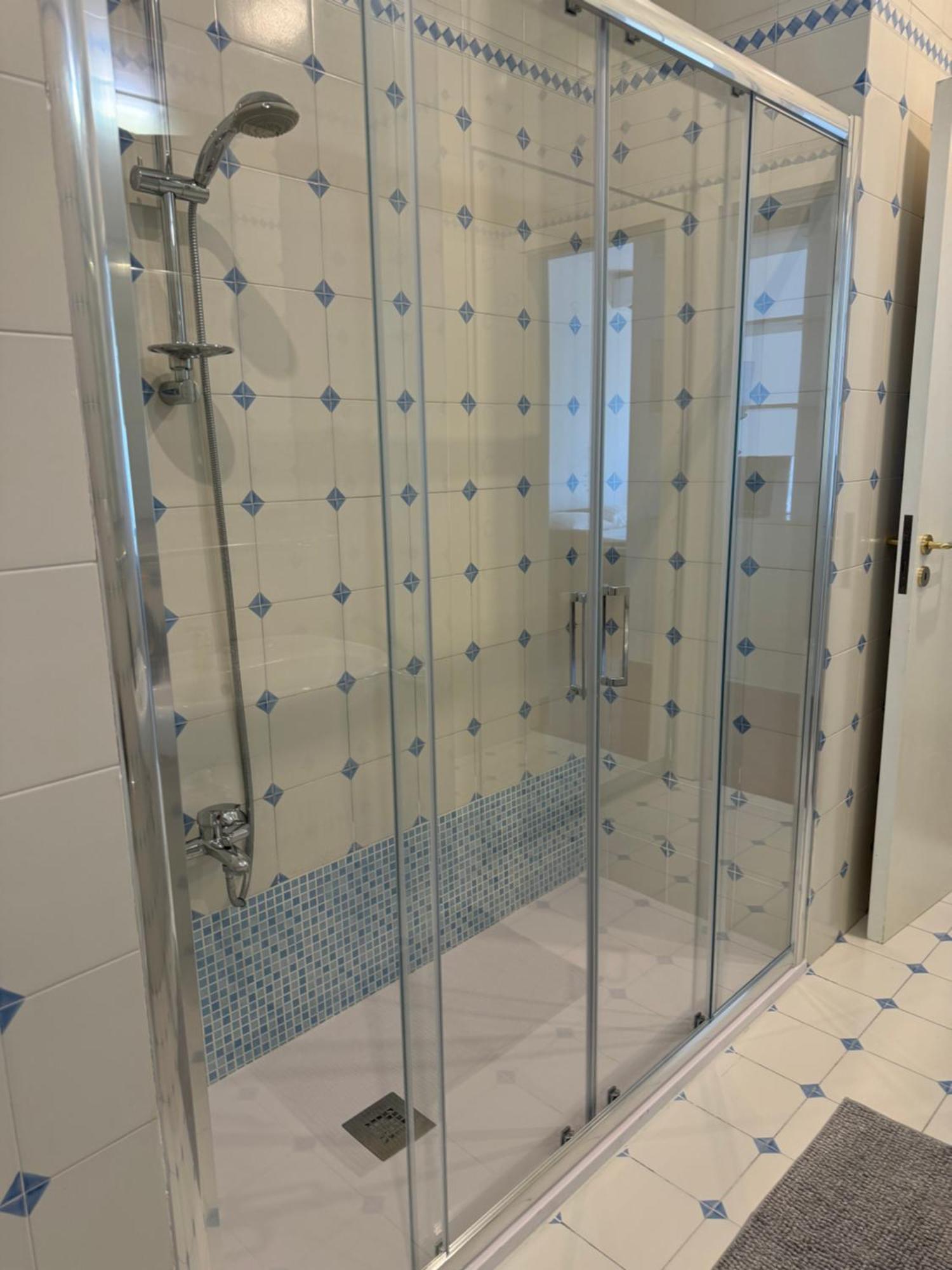 Guest Corso Italia Apartamento Bari Exterior foto